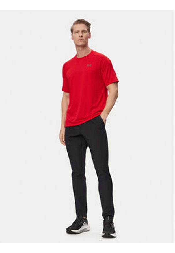 Under Armour Koszulka techniczna Ua Tech™ 2.0 1326413 Czerwony Regular Fit. Kolor: czerwony. Materiał: syntetyk