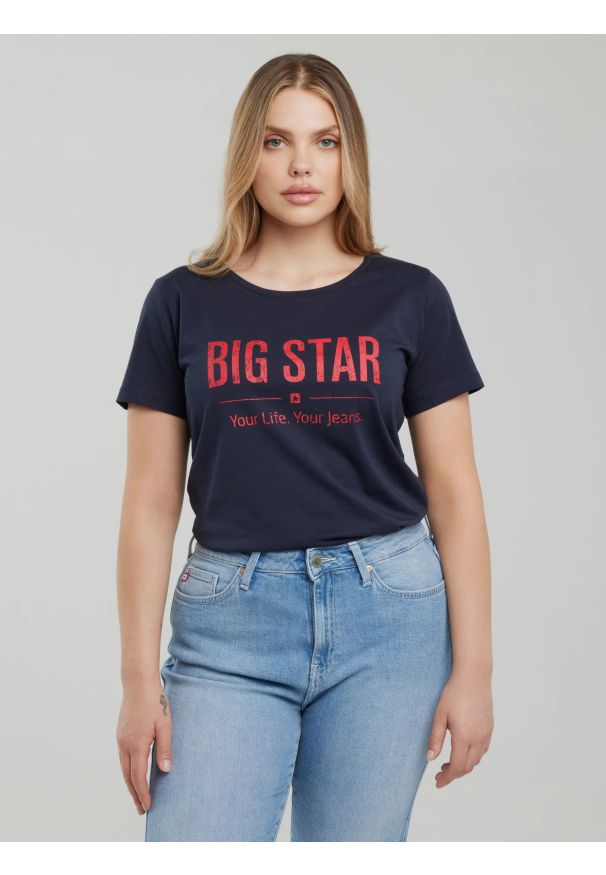 Big-Star - Koszulka damska o klasycznym kroju granatowa Brunona 403. Kolor: niebieski. Materiał: bawełna, skóra, materiał, dzianina. Długość rękawa: krótki rękaw. Długość: krótkie. Wzór: nadruk, napisy. Styl: klasyczny