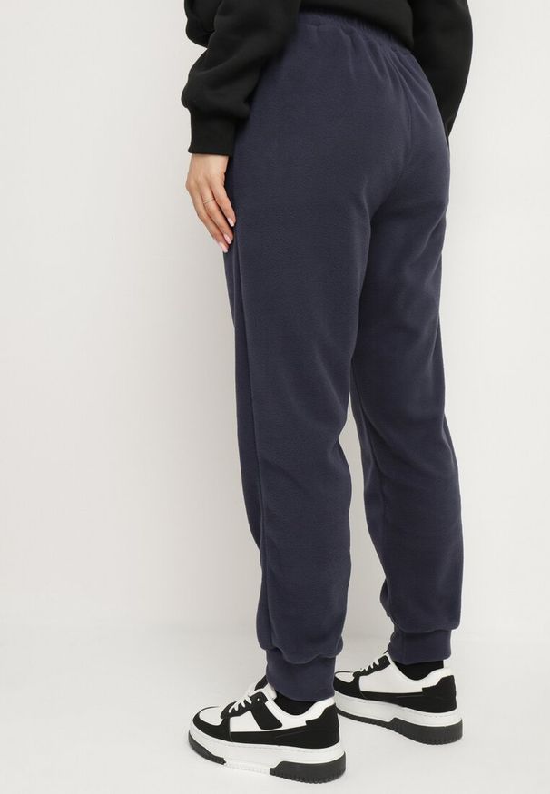 Born2be - Granatowe Spodnie Dresowe z Gumką w Pasie Shimbi. Kolor: niebieski. Materiał: dresówka. Długość: długie