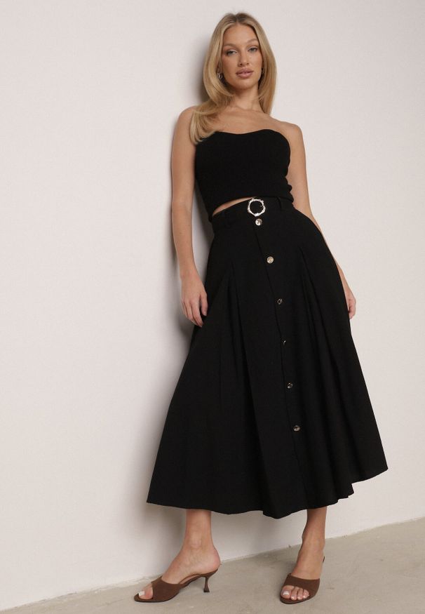 Born2be - Czarna Spódnica Rozkloszowana z Bawełną i Paskiem oraz Kieszniami Jorlea. Okazja: na co dzień. Kolor: czarny. Materiał: bawełna. Sezon: lato. Styl: casual, elegancki, boho, klasyczny