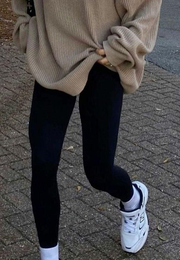 Renee - Czarne Sportowe Legginsy High Waist Quarefia. Stan: podwyższony. Kolor: czarny. Materiał: materiał. Długość: długie. Styl: sportowy