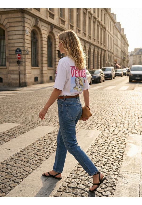 Sinsay - Bawełniana koszulka z nadrukiem "The bith of Wenus" - biały. Kolor: biały. Materiał: bawełna. Wzór: nadruk