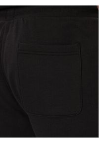 Tommy Jeans Szorty sportowe Beach DM0DM18978 Czarny Regular Fit. Kolor: czarny. Materiał: bawełna, syntetyk. Styl: sportowy