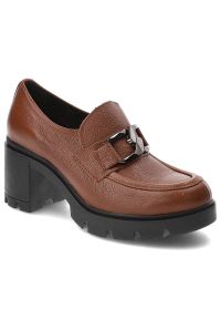 Brązowe Półbuty Lemar Damskie Wygodne Obuwie. Kolor: brązowy. Materiał: skóra. Wzór: aplikacja. Obcas: na obcasie. Styl: elegancki. Wysokość obcasa: średni #1