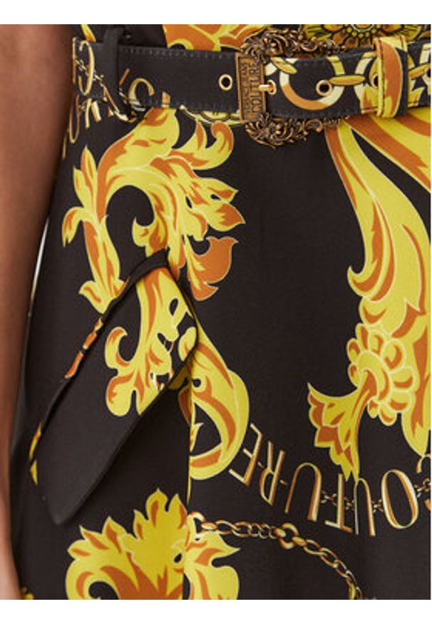 Versace Jeans Couture Sukienka codzienna 75HAO905 Czarny Regular Fit. Okazja: na co dzień. Kolor: czarny. Materiał: syntetyk. Typ sukienki: proste. Styl: casual