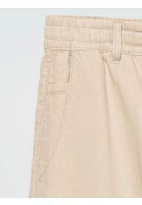 Big-Star - Spodnie chłopięce lniane perłowe Cabres 103. Kolor: kremowy. Materiał: len. Wzór: haft. Styl: klasyczny #2
