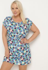 Born2be - Beżowo-Niebieska Pudełkowa Sukienka z Wiskozy Wiązana Sznurkiem w Talii Tiamadine. Okazja: na co dzień, na randkę, na spotkanie biznesowe. Kolor: beżowy. Materiał: wiskoza. Długość rękawa: krótki rękaw. Wzór: kwiaty. Styl: biznesowy, klasyczny, casual #1