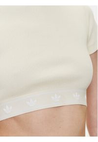 Adidas - adidas T-Shirt Ribbed JD0040 Beżowy Slim Fit. Kolor: beżowy. Materiał: bawełna