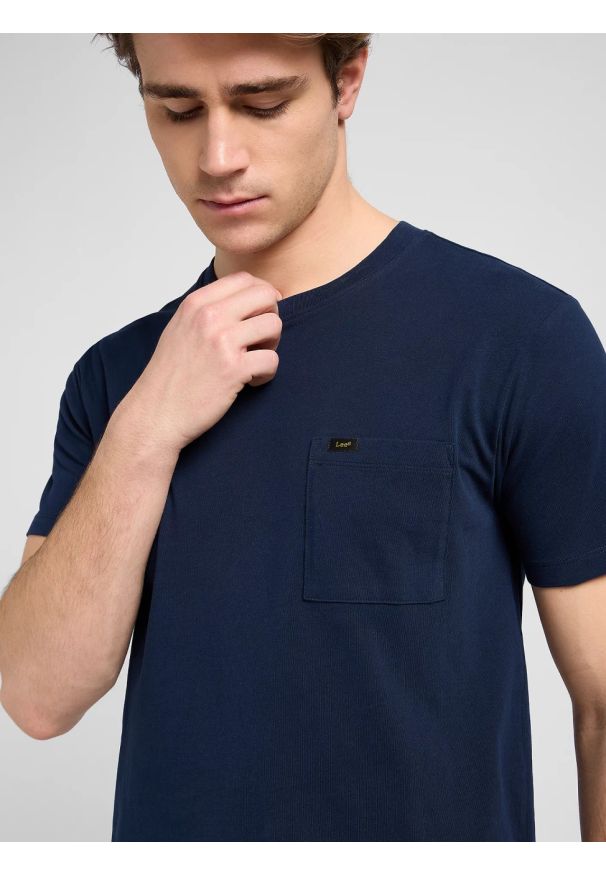 Lee - MESKA KOSZULKA LEE ULTIMATE POCKET TEE RIVET NAVY 112370493