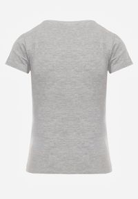 Born2be - Jasnoszary T-shirt Gathanthei. Okazja: do domu, na co dzień. Kolor: szary. Materiał: jeans, bawełna, dresówka, dzianina. Długość rękawa: krótki rękaw. Długość: krótkie. Wzór: gładki. Styl: sportowy, klasyczny, casual #6