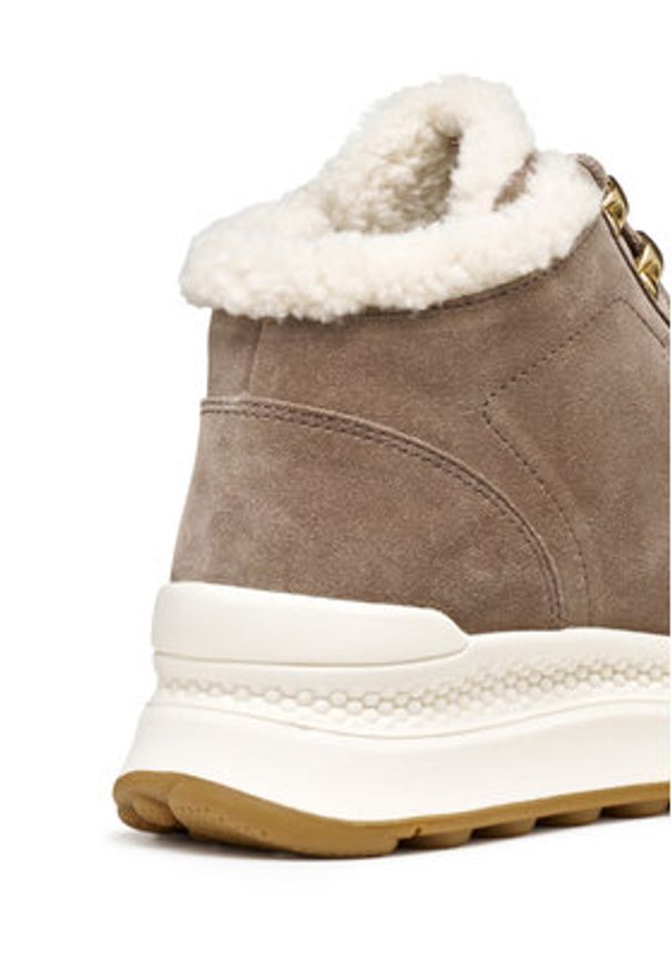 Geox Sneakersy D Spherica Actif X2 D56WPA 00022 C6029 Brązowy. Kolor: brązowy. Materiał: zamsz, skóra