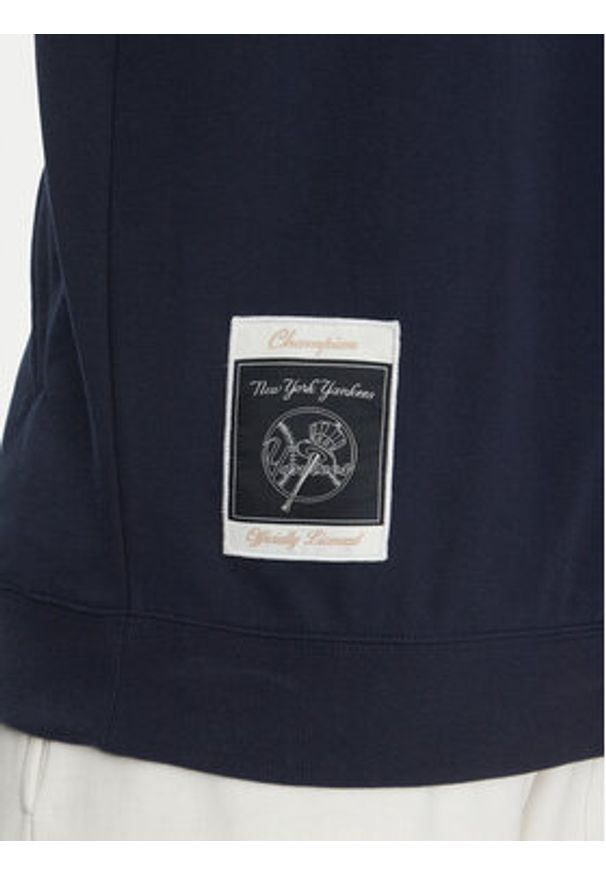 Champion Bluza 221034 Granatowy Regular Fit. Kolor: niebieski. Materiał: syntetyk