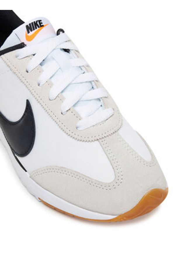 Nike Sneakersy W Pacific HM4771 105 Biały. Kolor: biały. Materiał: materiał