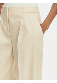 Hugo - HUGO Spodnie materiałowe Halati 50559839 Beżowy Regular Fit. Kolor: beżowy. Materiał: syntetyk #5