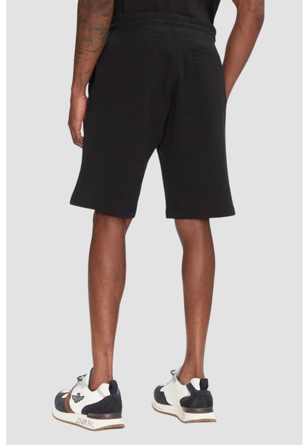 Aeronautica Militare - AERONAUTICA MILITARE Czarne męskie bawełniane szorty, Rozmiar XL. Okazja: na co dzień. Kolor: czarny. Materiał: bawełna. Styl: casual