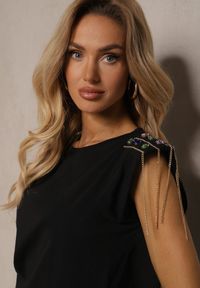 Renee - Czarny Top z Łańcuszkami i Kryształkami na Usztywnionych Ramionach Liefara. Okazja: na co dzień. Kolor: czarny. Styl: casual #4