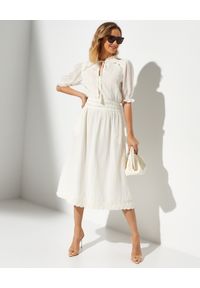 M.A.B.E - Sukienka z ozdobnym wiązaniem. Kolor: biały. Materiał: bawełna. Długość: midi #5