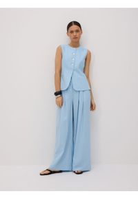 Reserved - Spodnie wide leg - jasnoniebieski. Kolor: niebieski. Materiał: wiskoza, tkanina, len