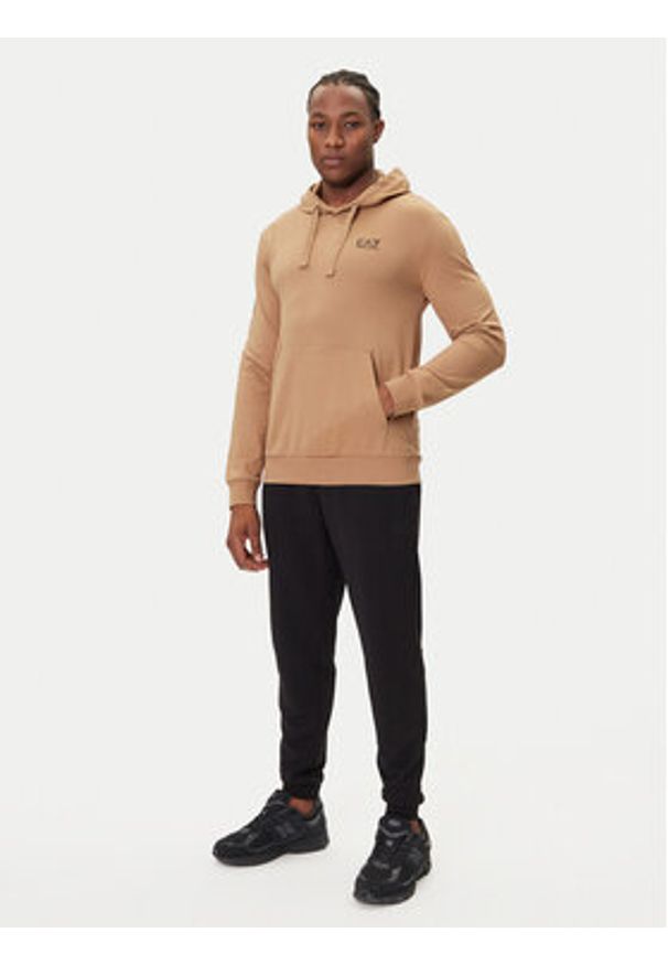 EA7 Emporio Armani Bluza 7M000569 AF13512 U6171 Beżowy Regular Fit. Kolor: beżowy. Materiał: bawełna