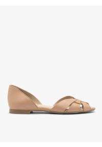 Ryłko - Beżowe sandały damskie płaskie. Okazja: na spacer, na co dzień. Nosek buta: okrągły. Kolor: beżowy. Materiał: skóra. Sezon: lato. Styl: casual, street, klasyczny #1