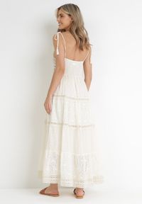 Born2be - Beżowa Sukienka Maxi z Szydełkową Górą i Haftem Serdrei. Kolor: beżowy. Materiał: koronka, tkanina. Długość rękawa: na ramiączkach. Wzór: haft. Sezon: wiosna, lato. Typ sukienki: rozkloszowane. Długość: maxi #3