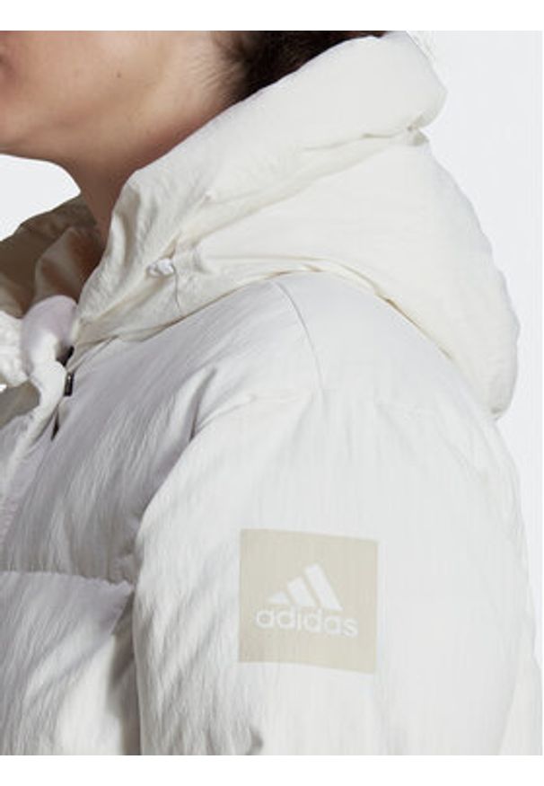 Adidas - adidas Płaszcz zimowy Big Baffle Down Coat HN9939 Biały Loose Fit. Kolor: biały. Materiał: syntetyk. Sezon: zima