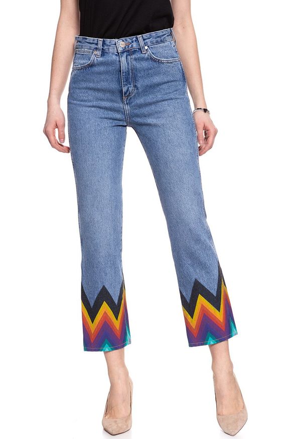 Wrangler - WRANGLER RETRO CROP STRAIGHT KABEL BLUE W27YER19K 112128213. Stan: podwyższony. Styl: retro