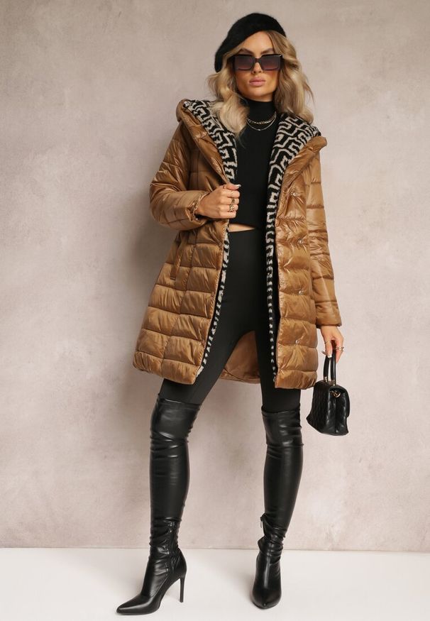 Renee - Brązowa Kurtka Kalonia. Kolor: brązowy. Materiał: materiał, tkanina, futro. Wzór: aplikacja