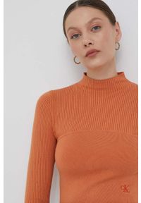 Calvin Klein Jeans sweter damski kolor pomarańczowy lekki z półgolfem. Kolor: pomarańczowy. Materiał: bawełna, dzianina. Długość: krótkie #5