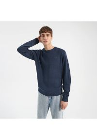 House - Melanżowy sweter - Granatowy. Kolor: niebieski. Wzór: melanż #1