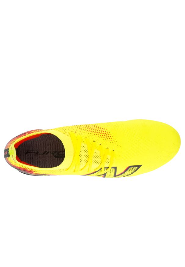 Korki męskie New Balance FURON ELITE SG V8 UF1S93W – żółte. Kolor: żółty. Materiał: włókno. Szerokość cholewki: normalna. Sport: piłka nożna