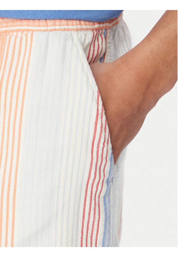 Tommy Jeans Szorty materiałowe DM0DM22830 Kolorowy Relaxed Fit. Materiał: bawełna. Wzór: kolorowy