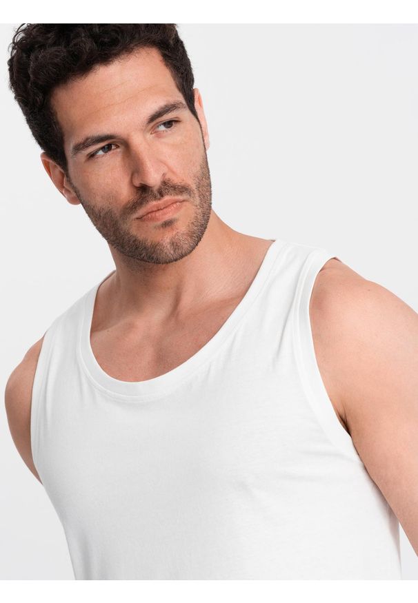 Ombre Clothing - Męska bawełniana koszulka tank top BASIC – biała V1 - Rozmiar: XL. Okazja: na co dzień. Kolor: biały. Materiał: bawełna. Długość rękawa: na ramiączkach. Wzór: aplikacja, jednolity. Sezon: lato. Styl: elegancki, casual, sportowy