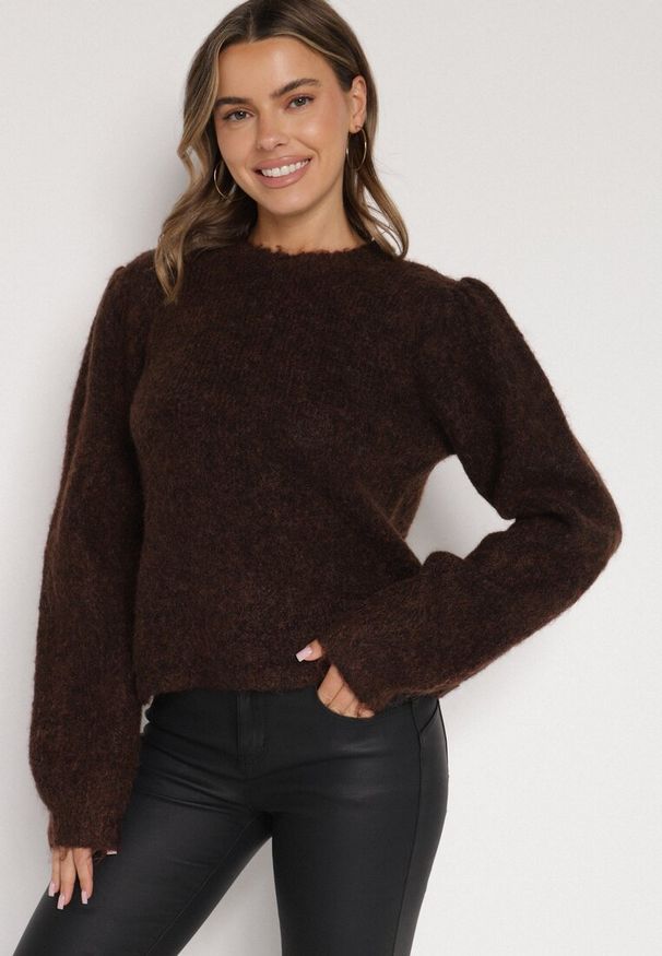 Born2be - Brązowy Kardigan z Wełną i Bufiastymi Rękawami Wiązany na Plecach Tuseleia. Okazja: na co dzień. Kolor: brązowy. Materiał: wełna. Styl: casual